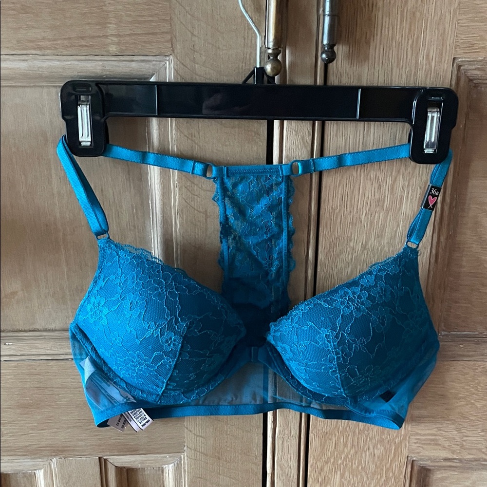 NWT Victoria’s Secret Push-up Bra, Size 36B